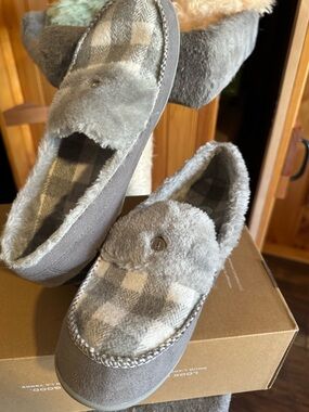 REVITALIGN Womens Grey Plaid Faux-Fur Slip-On Slippers